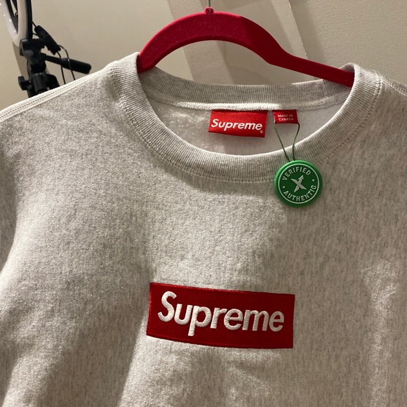 supreme crewneck 2018